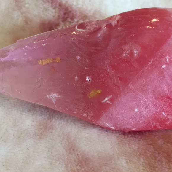 Scented Soap Gem by Sunday Rain Watermellon Acai Berry NWT 3.2 oz - Picture 8 of 12
